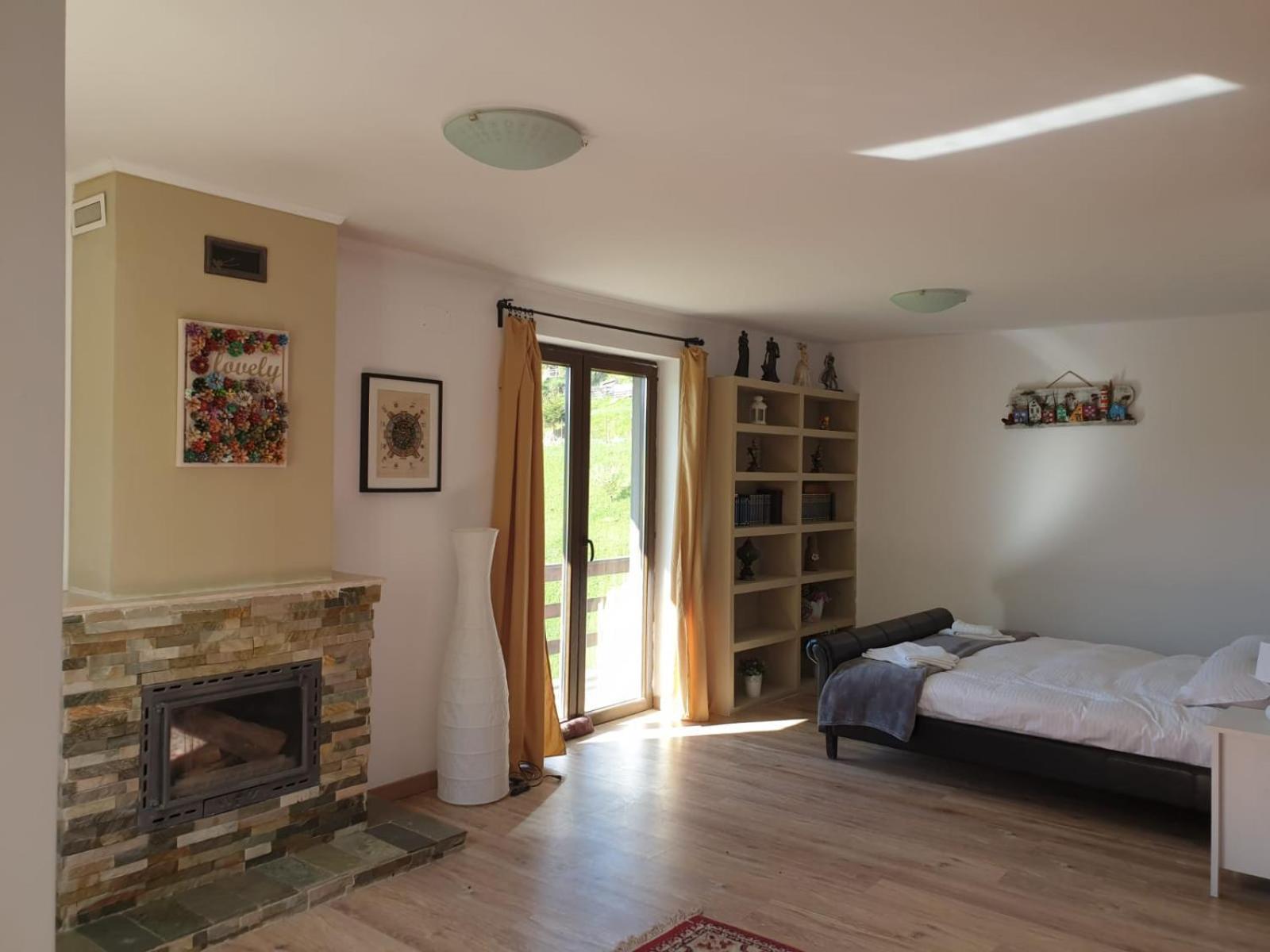 La Kaifas Villa Fundata Luaran gambar