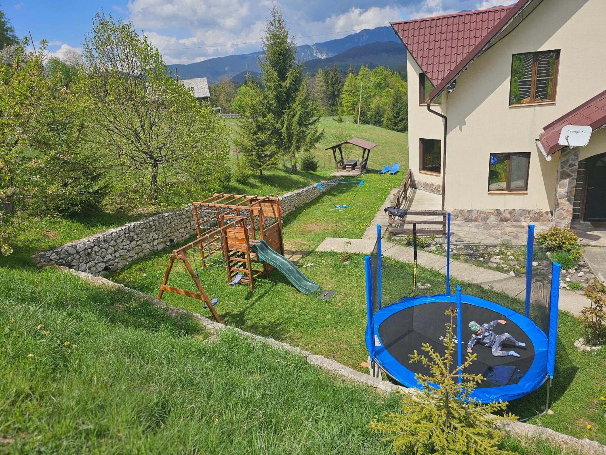 La Kaifas Villa Fundata Luaran gambar