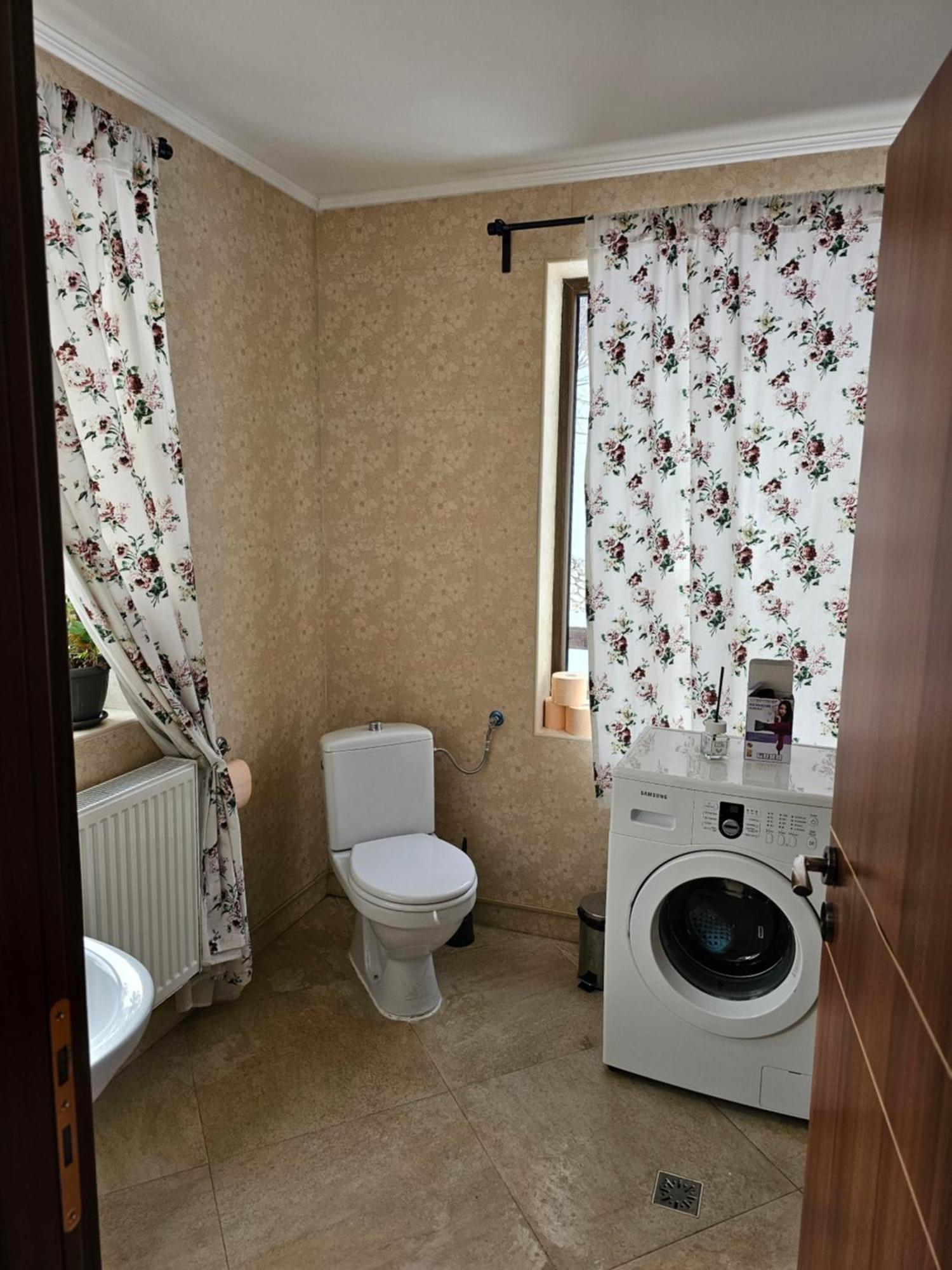 La Kaifas Villa Fundata Luaran gambar